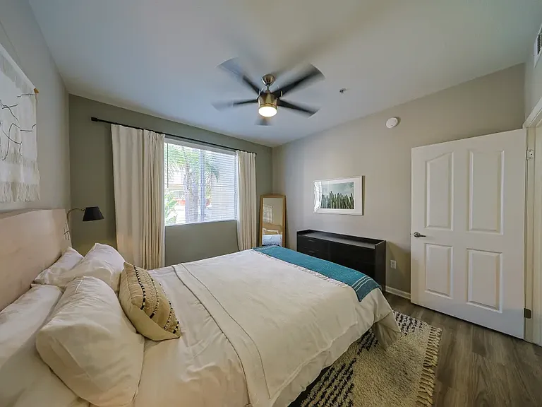 Allure at Camarillo — Photo 11