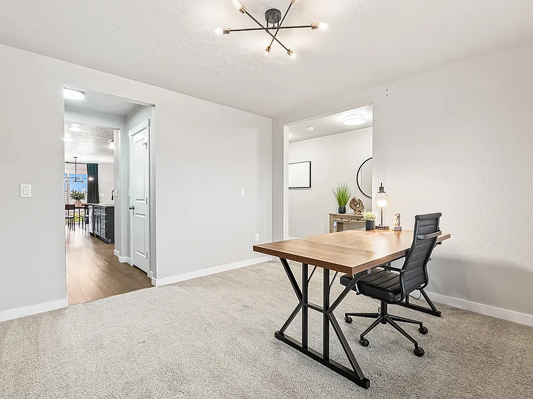 3882 E Berwick Dr — Photo 5