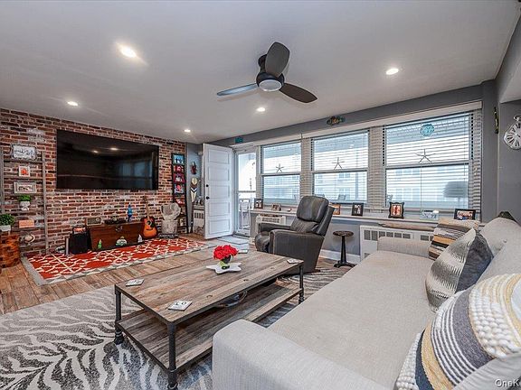 5th image of 711 Shore Rd #1J