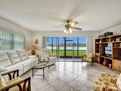 550 SW 138th Ave APT 101K, Pembroke Pines, FL, 33027