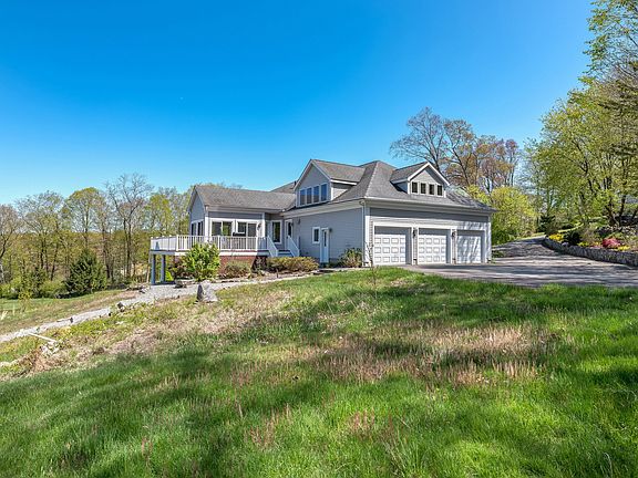 17 Stanford Hill Road