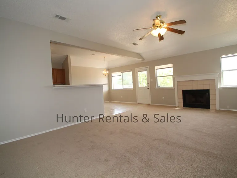 3203 Dorothy Jane Dr — Photo 4