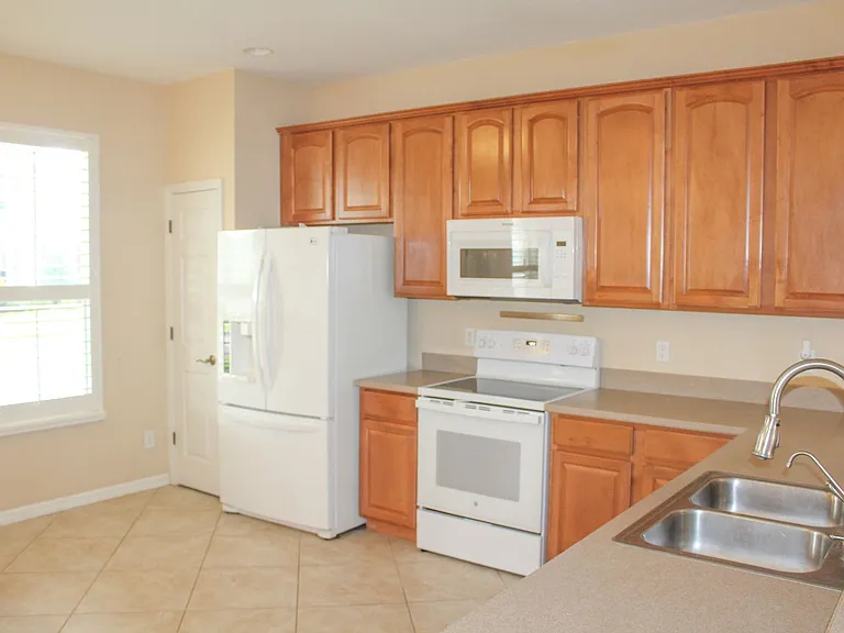 14252 Confetti Dr — Photo 5