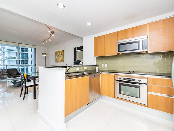 5th image of 1060 Brickell Ave APT 3415