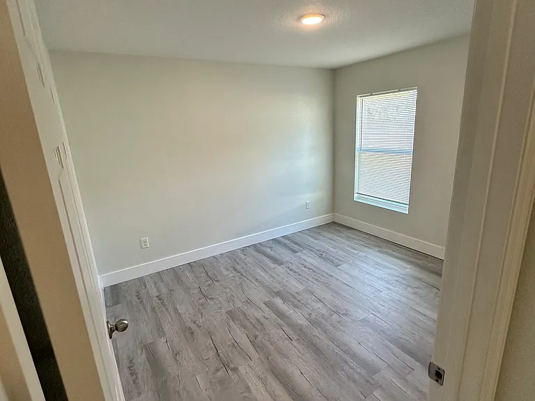 176 Pine Grove Dr — Photo 34