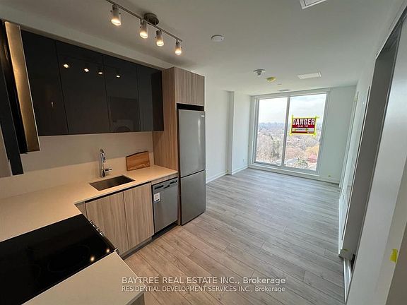2nd image of 3100 Keele St #1102
