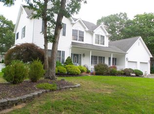566 Midwood Dr, Brick, NJ 08724