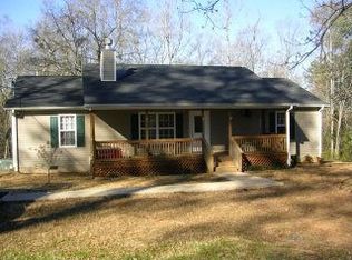 79 N Sixth St, Carlton, GA 30627