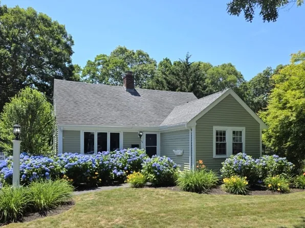 69 Jericho Path, Falmouth, MA 02540