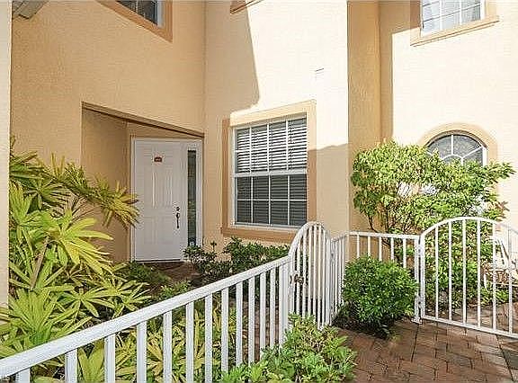 2nd image of 5580 Berkshire Dr APT 103