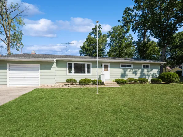 13235 Lubke Rd, New Buffalo, MI 49117