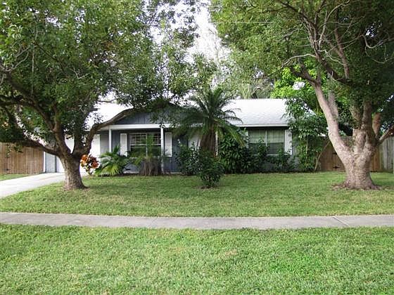 1st image of 640 Venetian Way