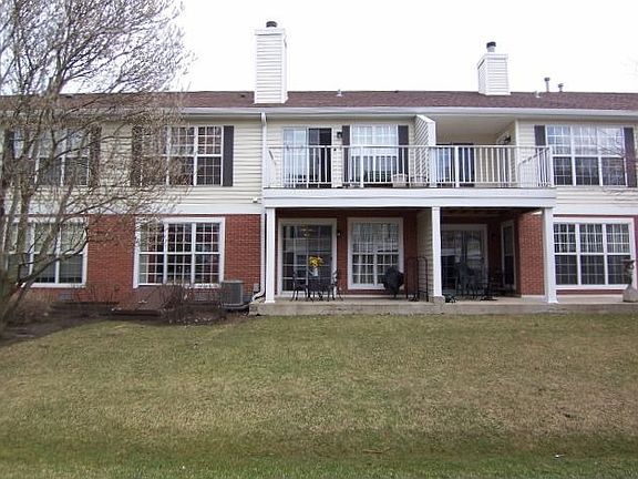 3rd image of 848 Lansing Ct