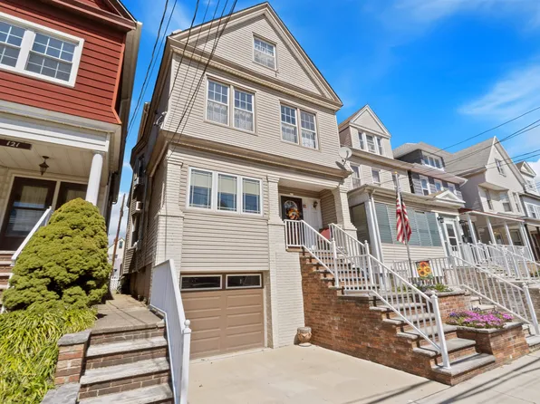 119 W 6th St, Bayonne, NJ 07002