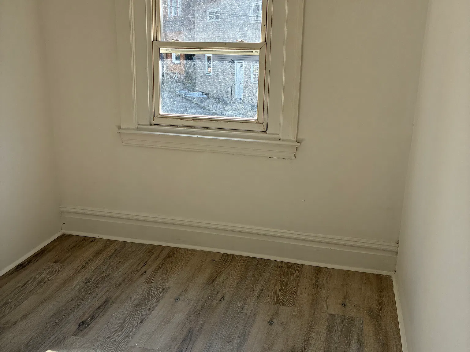 2 bed, 800 sqft, $1,200 — Photo 3