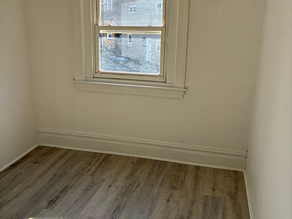 3rd image of 2114 Spring St APT 2