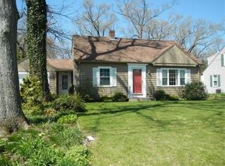 52 Oakwood Dr, Longmeadow, MA 01106