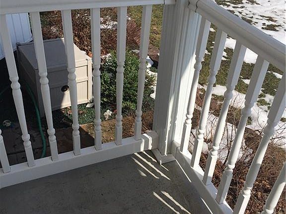 4th image of 118 Joanie Ln