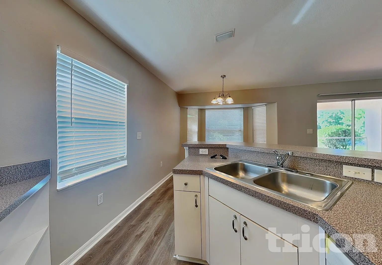 3124 58th Terrace E Bradenton FL — Photo 4