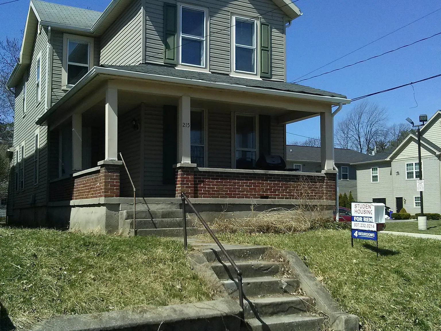 4 bed, 1606 sqft, $2,100 — Photo 1