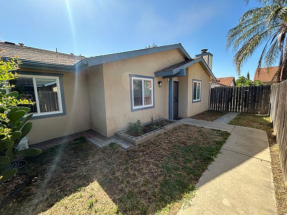 2nd image of 2539 E Sweet Ave