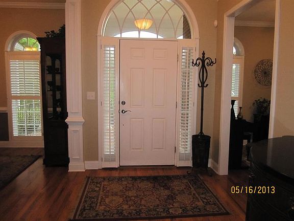 2nd image of 470 Waterford Dr