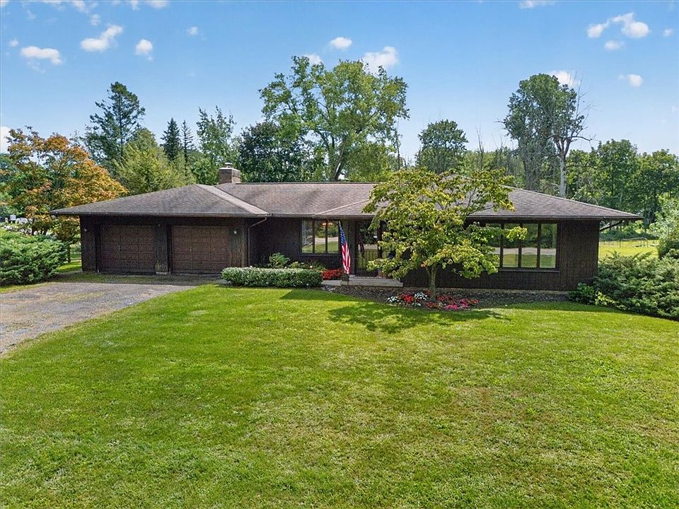 1st image of 421 Furman Rd