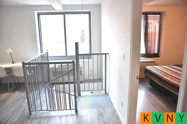 Rented by KVNY Soho | media 41