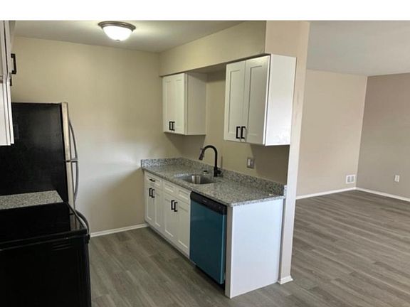 4th image of 17843 Marquette St
