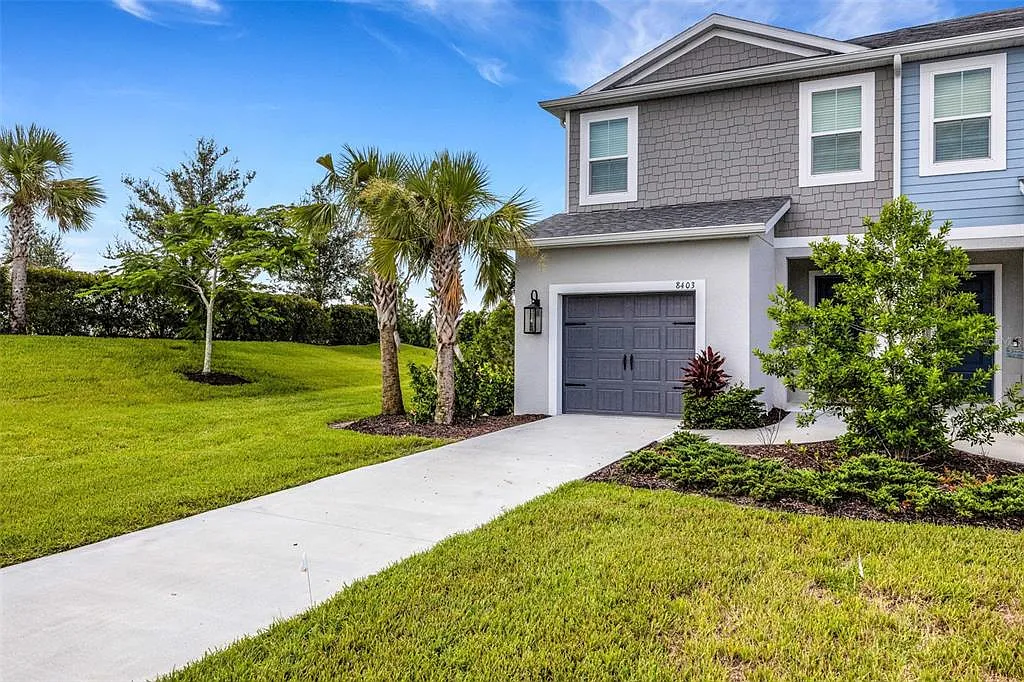 3 bed, 2.5 bath, 1822 sqft, $2,750 — Photo 1
