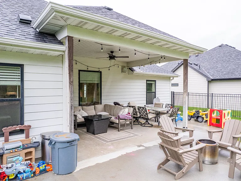 1116 Shore Acres Loop — Photo 36