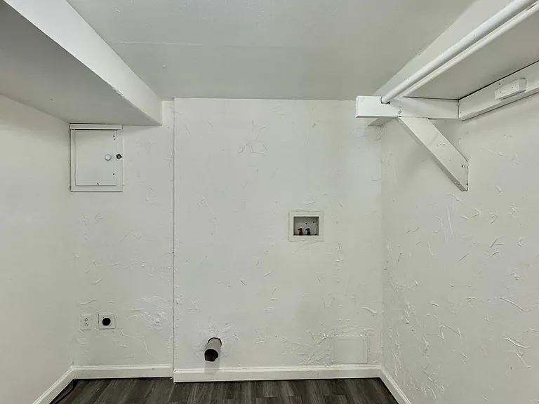 442 Babb Dr — Photo 6