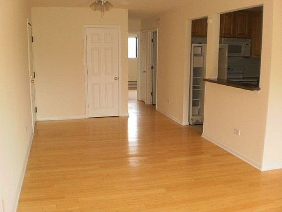 2nd image of 507 E Spruce Dr #27-3B