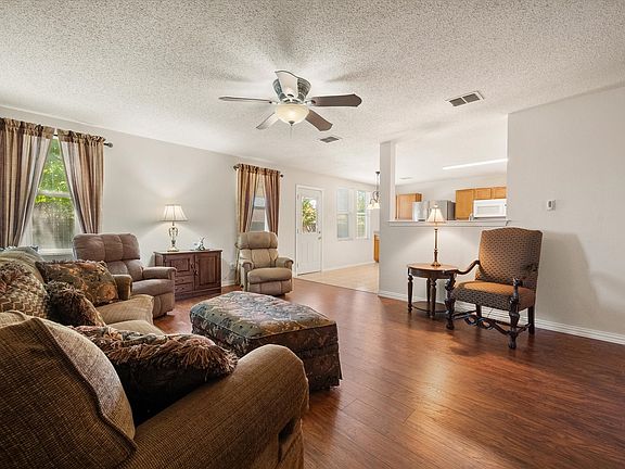3rd image of 2139 Hacienda Ct