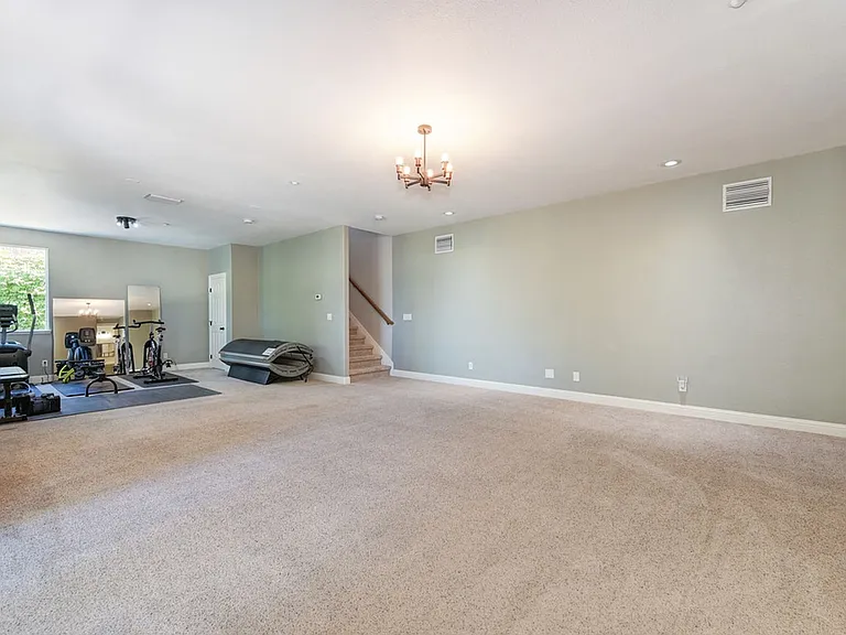 7029 Pembroke Way — Photo 53
