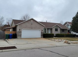1127 W Meadow Glen Way, West Jordan, UT 84088