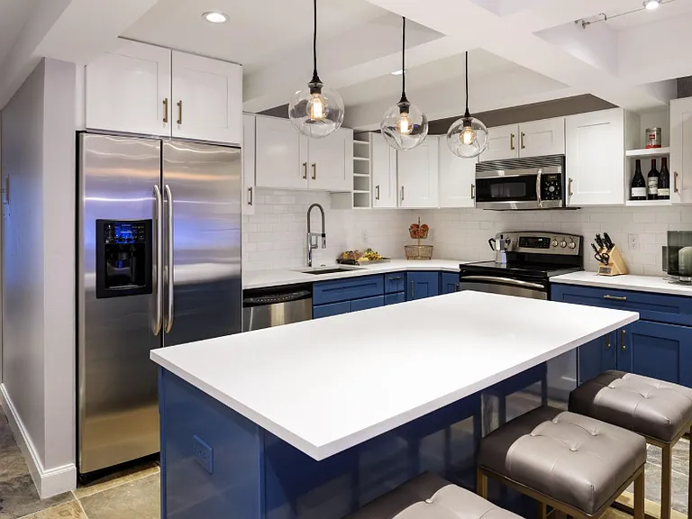 124 W Hyman Ave #2E — Photo 4