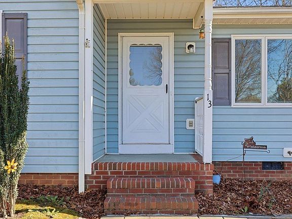 3rd image of 13 Kingston Ct