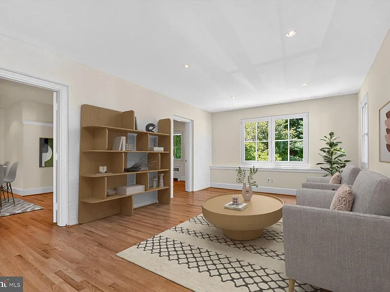 115 Grafton St — Photo 9