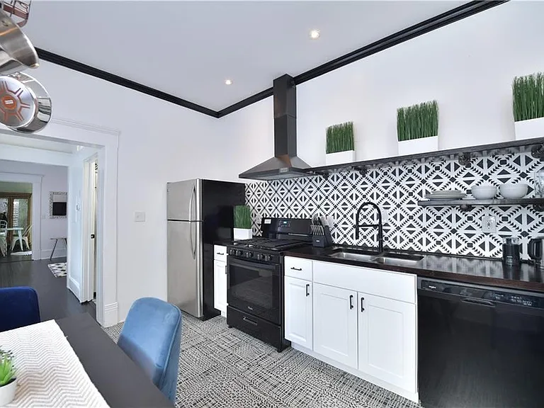 806 Vedado Way NE #1 — Photo 3