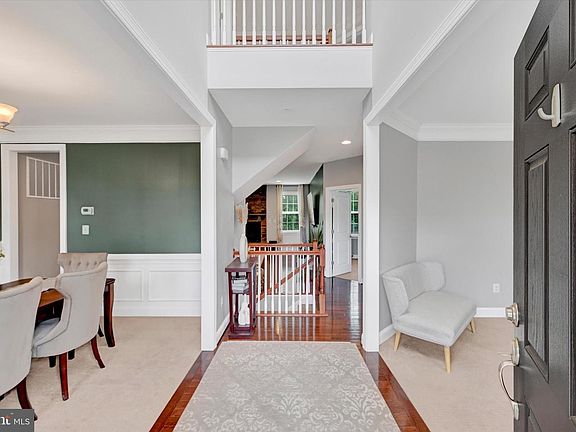5th image of 7510 Leafy Tree Ln