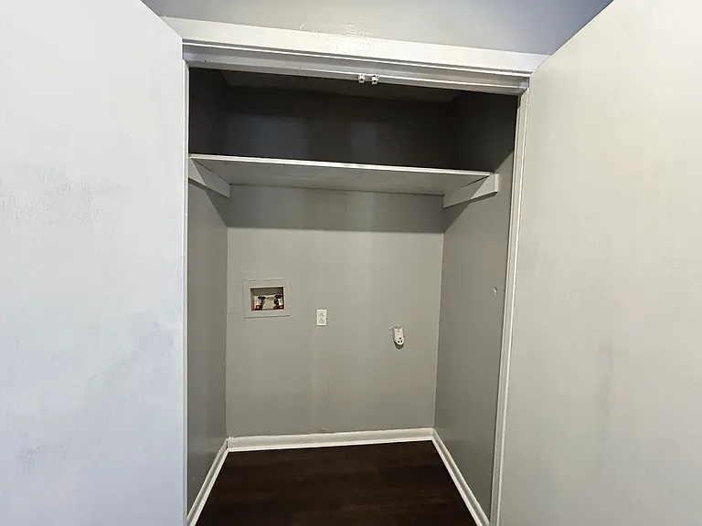 901 E 29th Ave #10 — Photo 7