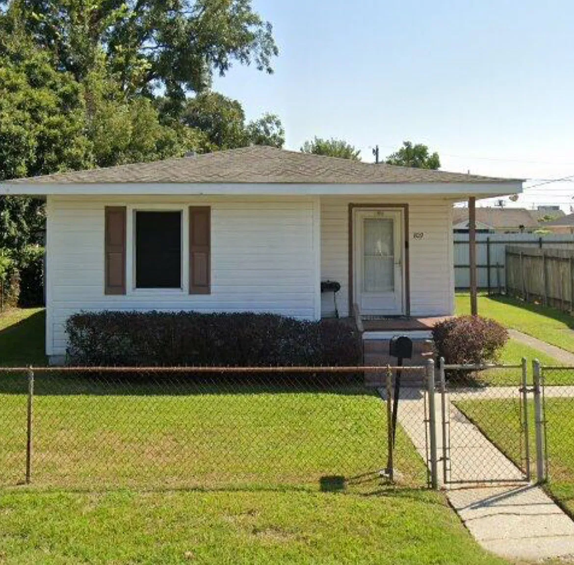 2 bed, 908 sqft, $1,500 — Photo 1