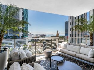 Paramount Miami Worldcent, Miami, FL 33132