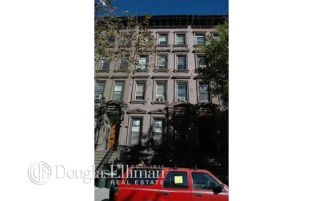 Rented by Douglas Elliman | media 16