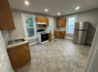 17 E Main St, New Freedom, PA 17349