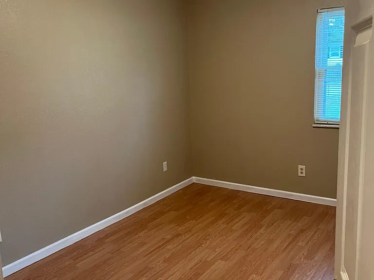 420 Willow Bend Dr — Photo 8