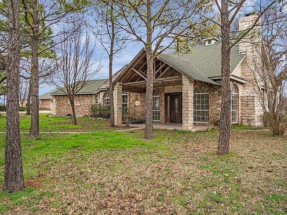 3rd image of 1155 River Oak Dr
