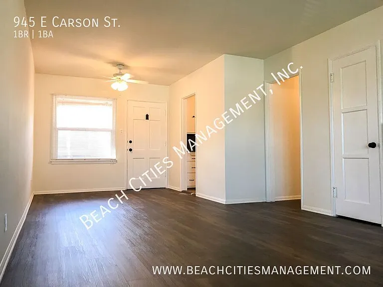 945 E Carson St — Photo 3