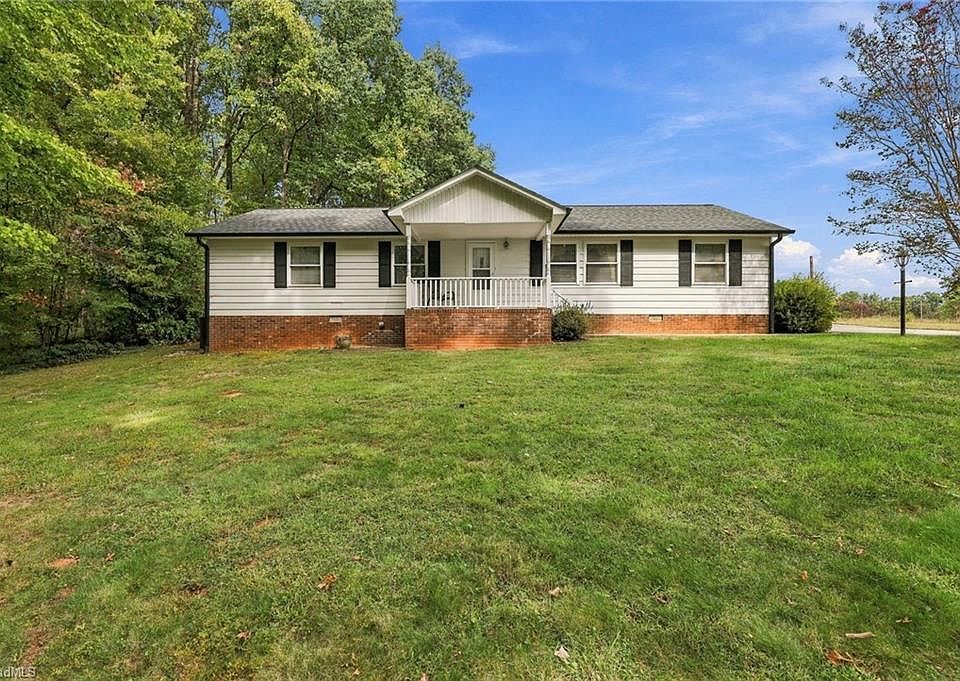 1st image of 1077 Brown Farm Rd
